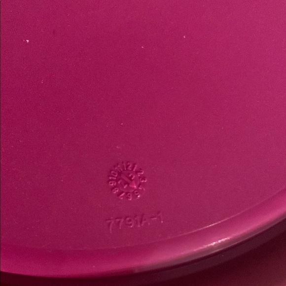 Tupperware Polka Dot and Striped Containers - Picture 3 of 8